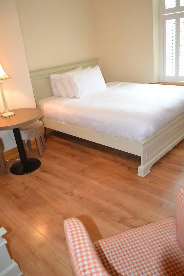 Aine Rose Guest Accommodation Dublin 0*,